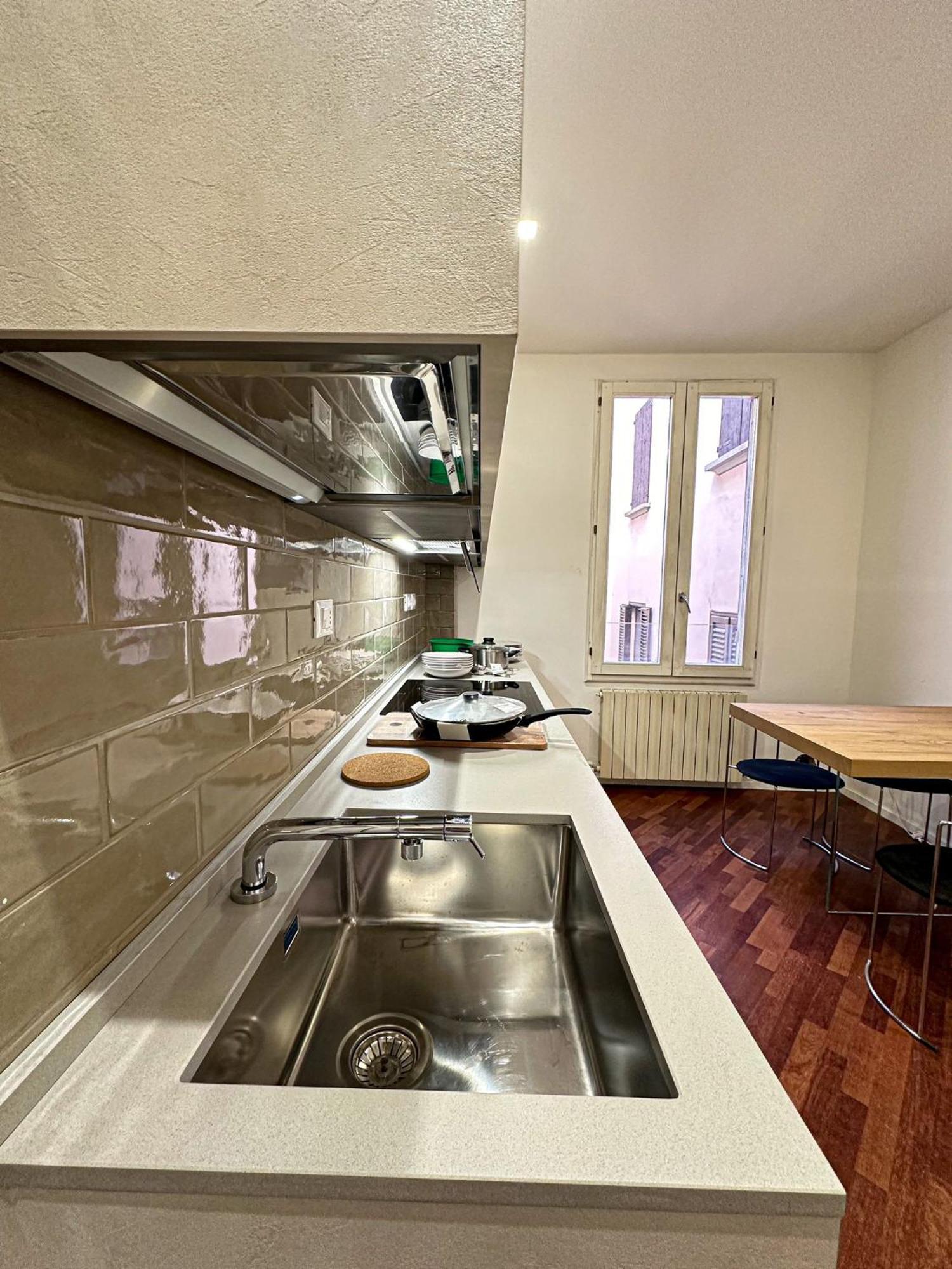 Whouse Large Suite Apartment Indipendenza Bologna Ngoại thất bức ảnh