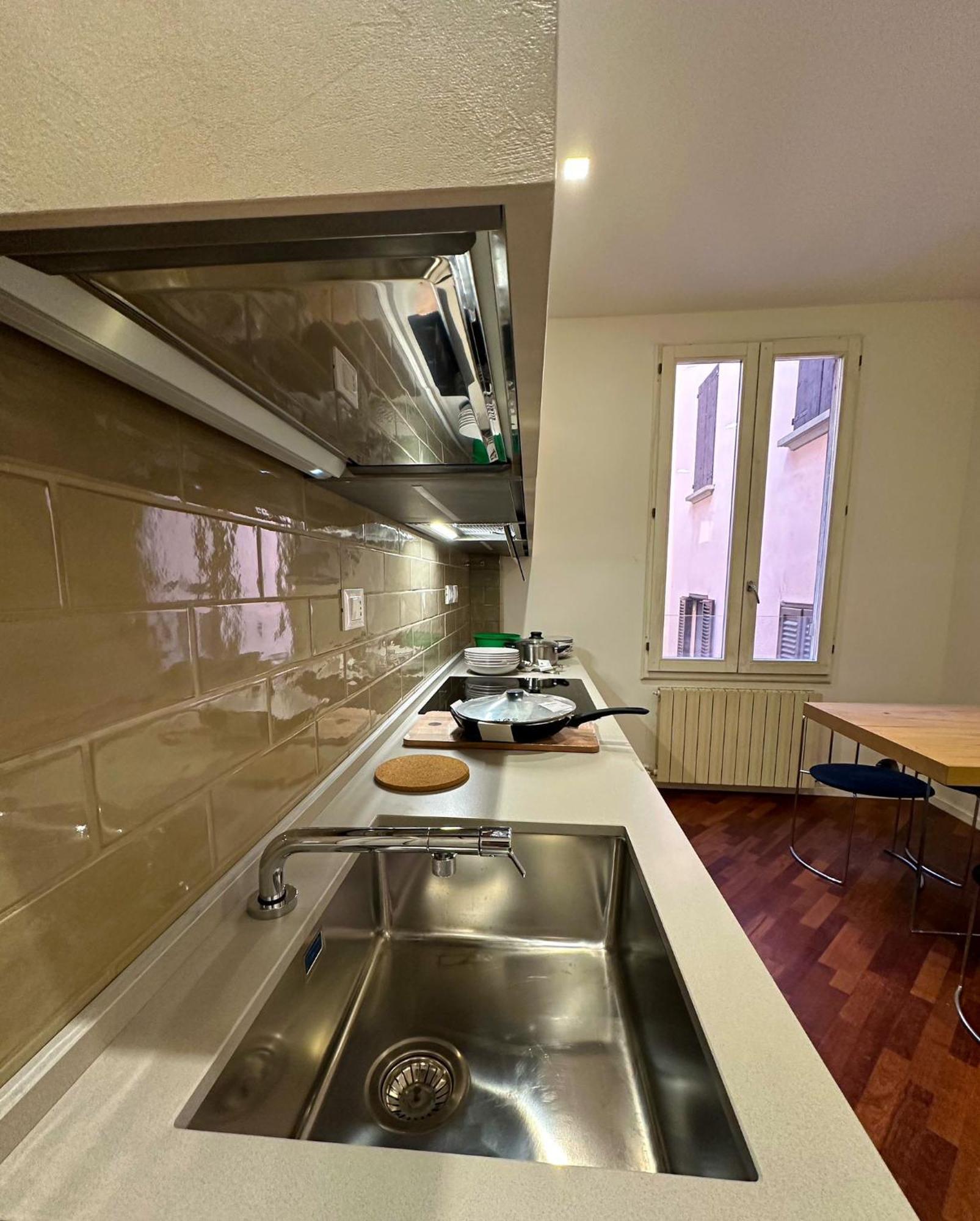 Whouse Large Suite Apartment Indipendenza Bologna Ngoại thất bức ảnh